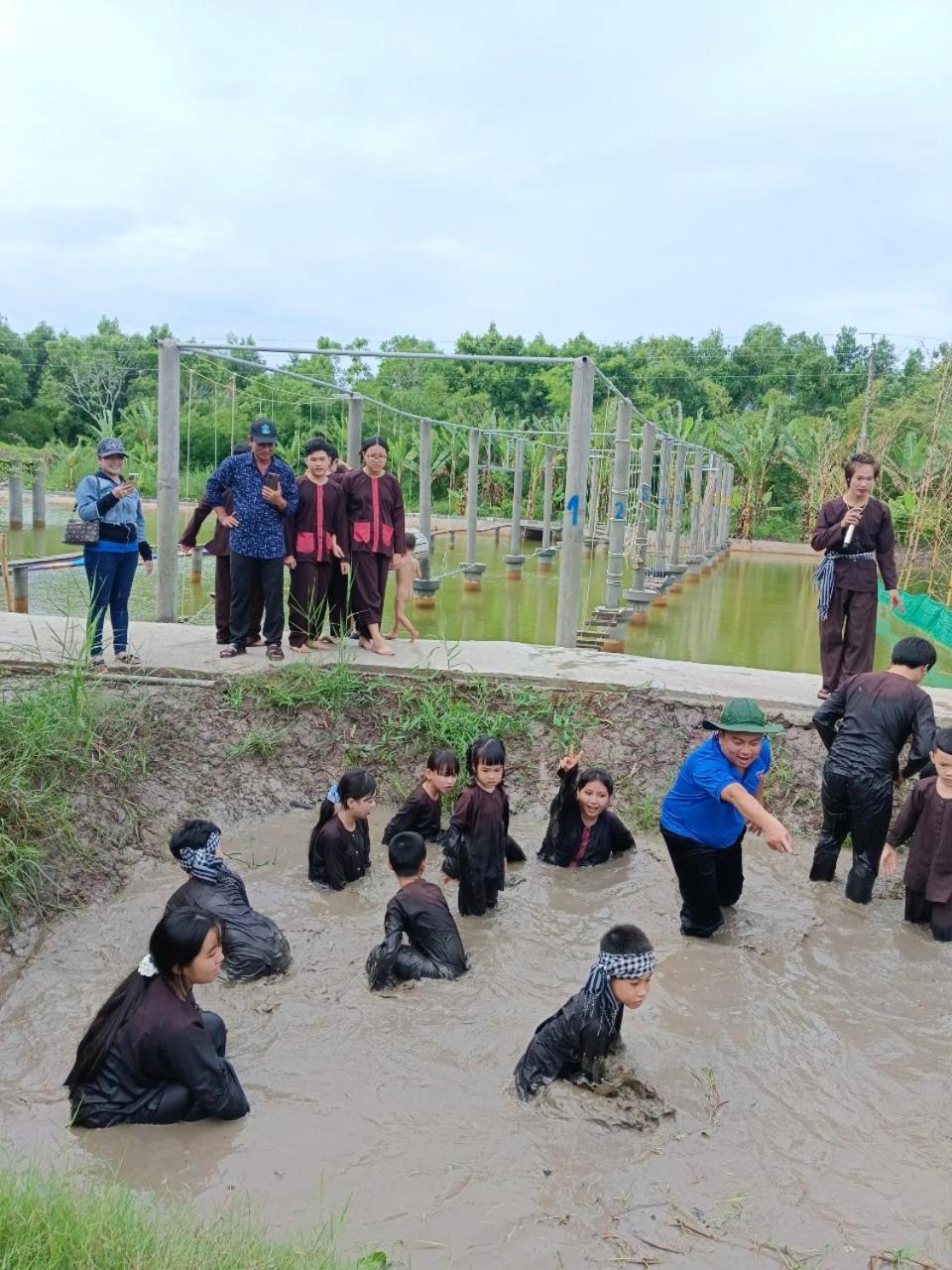 Bungalow - Farmstay Hoa Rung U Minh Cà Mau Eksteriør bilde